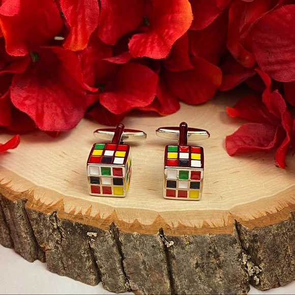 Vintage Colorful Rubix Cube Cufflinks - Picture 4 of 16